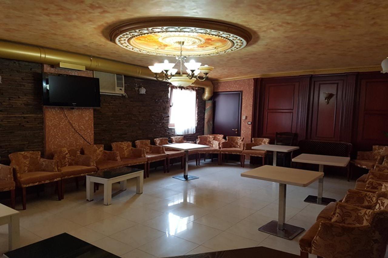 Hotel Livia Тирана Экстерьер фото