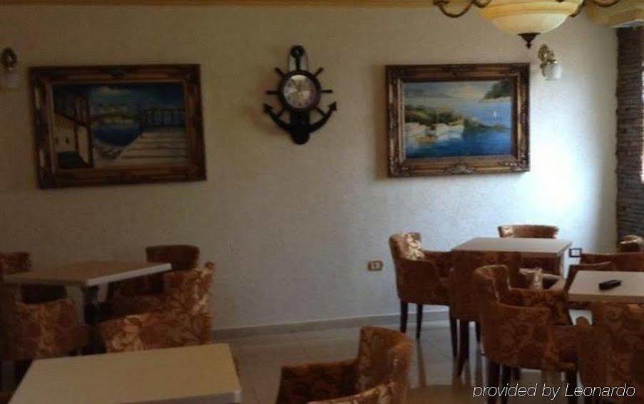 Hotel Livia Тирана Экстерьер фото