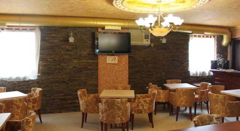 Hotel Livia Тирана Экстерьер фото